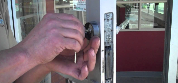 commercial door lock repair Compton